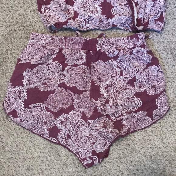 Beachy top and short set - Picture 4 of 9